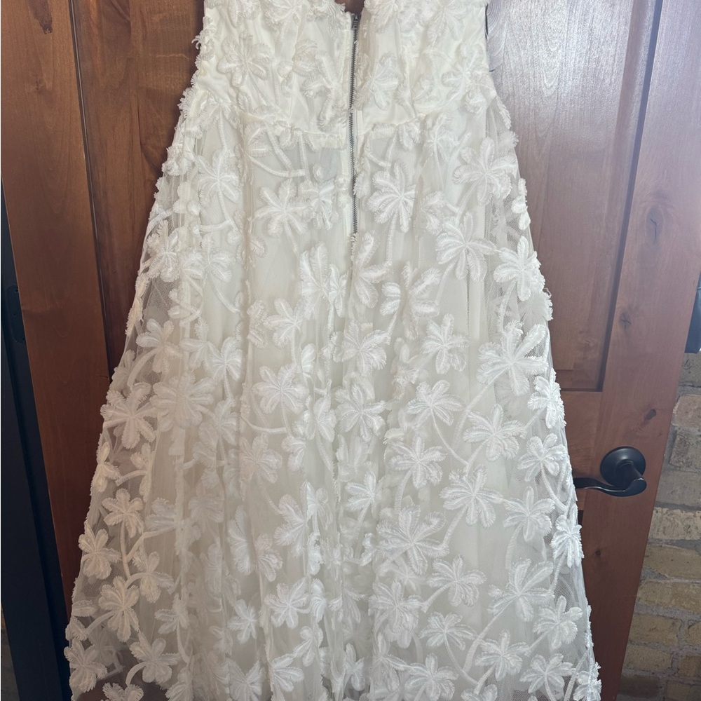 Angel Biba White Strapless Floral Appliqué Midi Dress - Picture 5 of 7